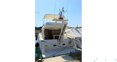 Ferretti  530