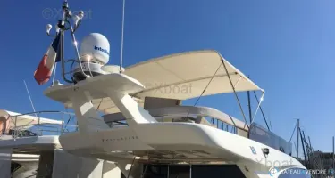 Ferretti  530