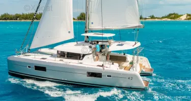 Lagoon  42