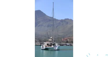 Lagoon  450