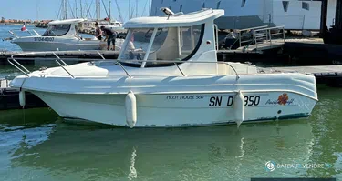 Pacific Craft  560 Pilothouse