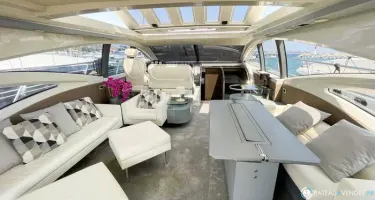 Azimut  68 S