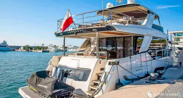 Absolute Navetta 68