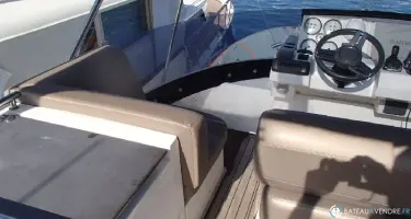 Sealine  F 42