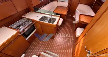 Dufour  40