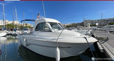 Beneteau Antares 6 Fishing