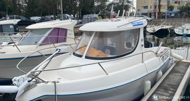 Quicksilver  580 Pilothouse