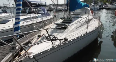 Beneteau First 325