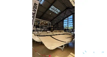 Quicksilver Activ 705 open