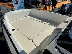 Quicksilver Activ 705 open