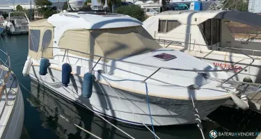 Beneteau Antares 8