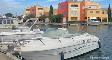 Sessa Marine Islamorada 21