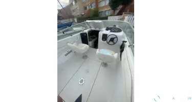 Sessa Marine Islamorada 21