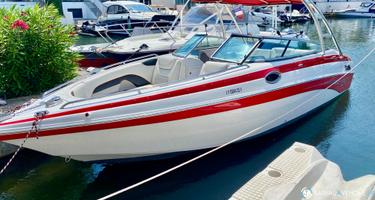 Crownline  270 BR