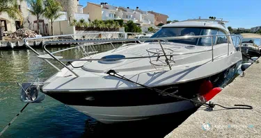 Elan Motoryachts Elan 35