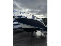 Quicksilver Activ 675 Open