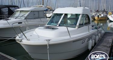 Beneteau Antares 650