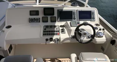Marquis Yachts  560