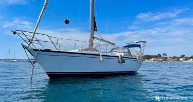 Dufour  35