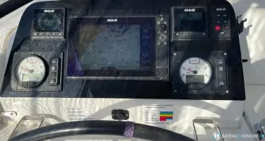 Lagoon  42