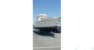 Luhrs  30