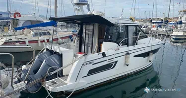 Jeanneau Merry Fisher 895
