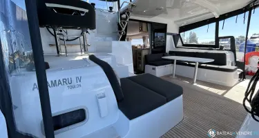 Lagoon  42