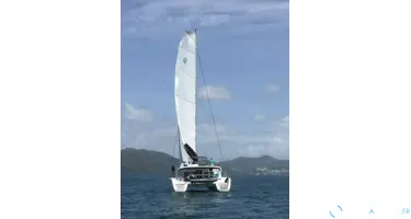 Lagoon  450 F