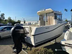 Quicksilver  605 Pilothouse