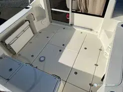 Quicksilver  605 Pilothouse
