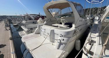 Cruisers Yachts  3075 Rogue