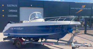 Quicksilver  550 Commander