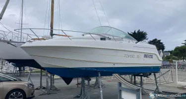 Beneteau Flyer 701