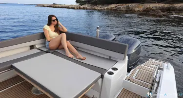 Jeanneau Cap Camarat 9.0 CC