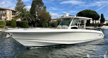 Boston Whaler  380 Outrage