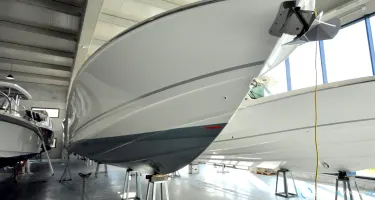 Boston Whaler  380 Outrage