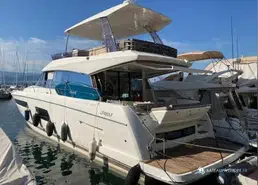 Prestige Yachts  550 Fly