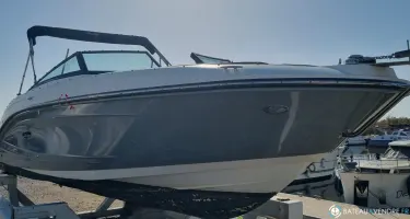 Sea Ray SPX 230