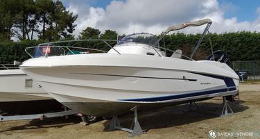 Beneteau Flyer 750 Sun Deck