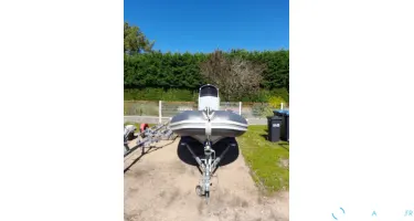 Valiant V 500 Sport