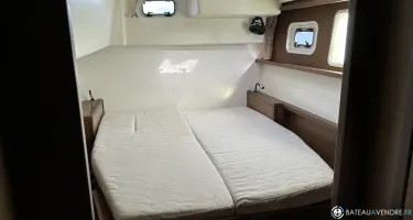 Lagoon  450 F