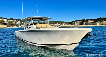 Pursuit  S 408 Sport