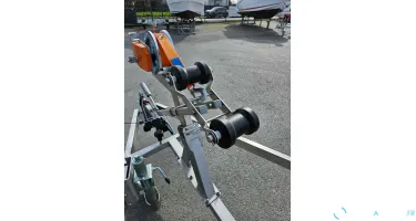 Remorque bateau Vanclaes INOX PTAC 1350 Kg avec feux étanches