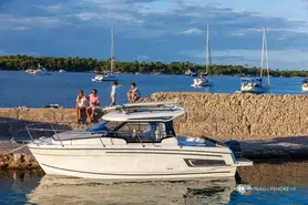 Jeanneau Merry Fisher 795