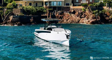 Virtue  V10 Top