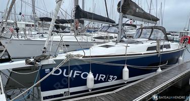 Dufour  32