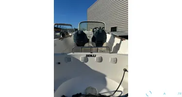 Quicksilver  630 Open Commander