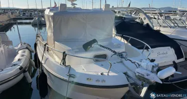 Quicksilver  905 Pilothouse