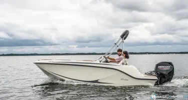 Quicksilver Activ 475 Axess