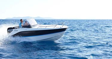 Quicksilver Activ 455 Open